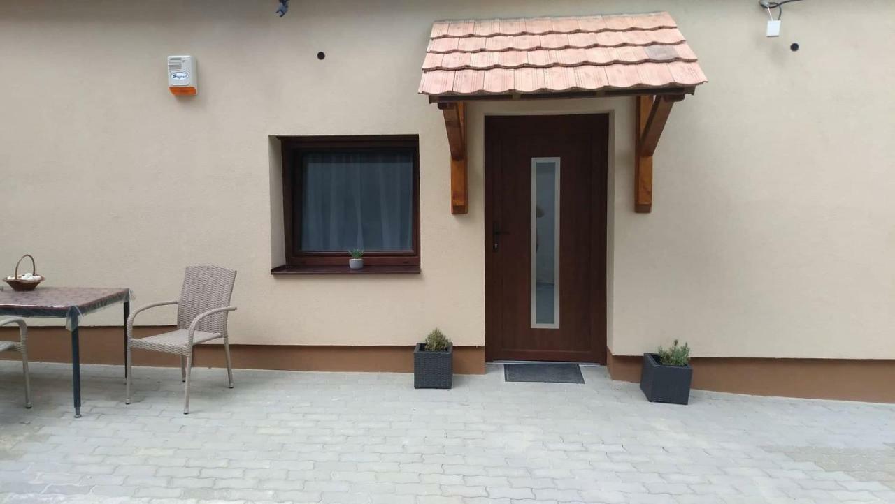Alma Vendégház Veszprém Exterior foto